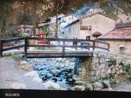 Puente de Bulnes (Picos de Europa-Asturias)