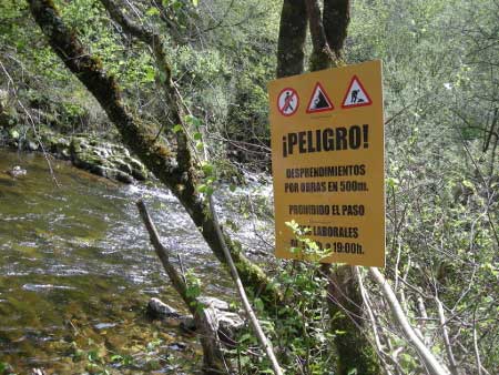 Río Valle del Moro (PÑonga-Asturias)